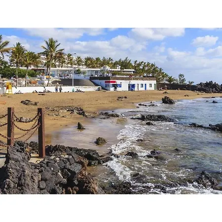 Апартаменты Playa Chica *